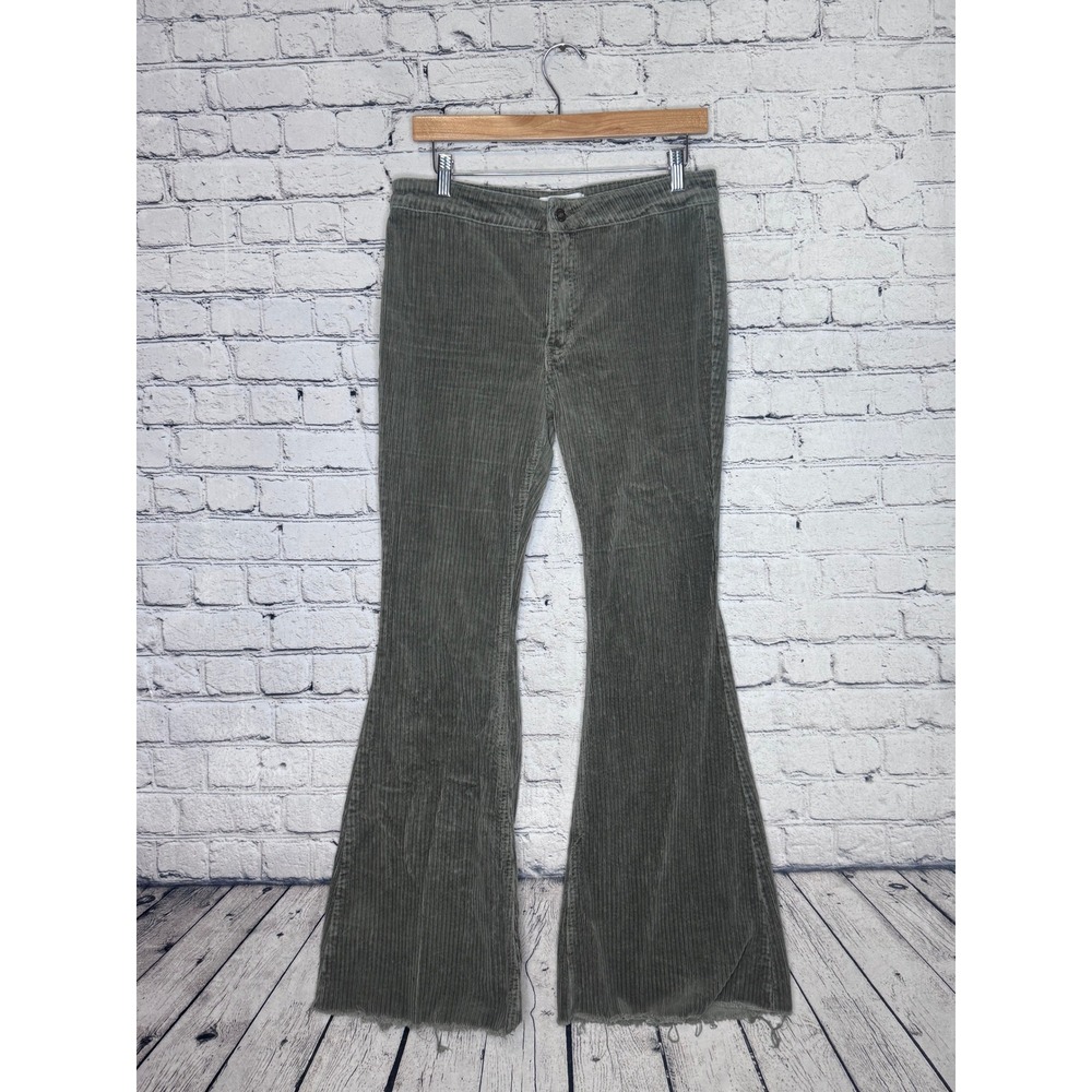 KanCan‎ Signature Women's Gray Corduroy Flare Jeans Size 32x30